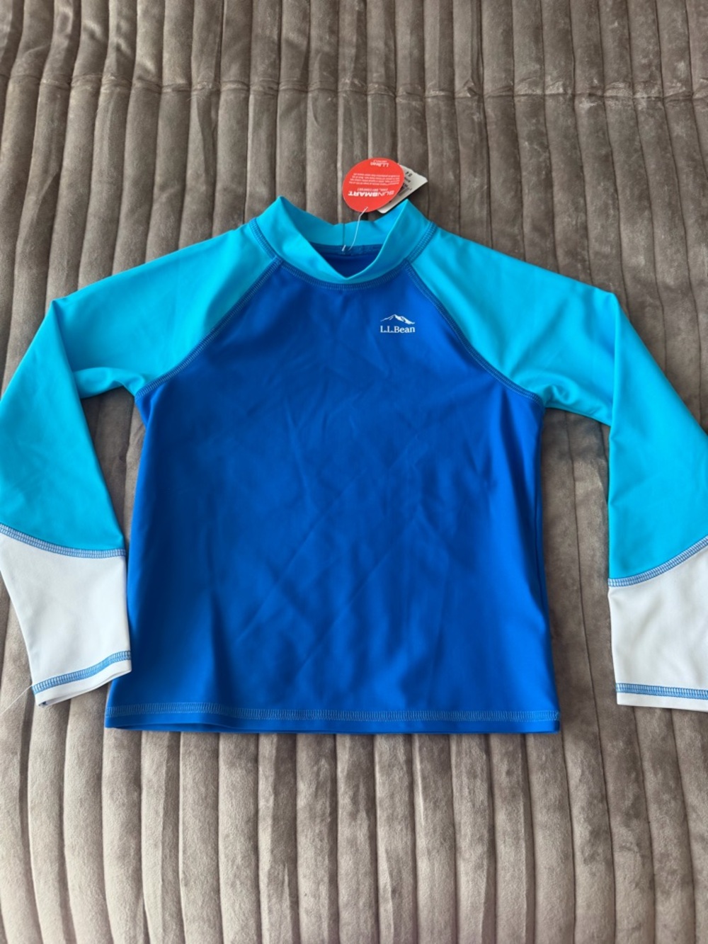 L.L.Bean SunSmart Two-Tone Blue UPF Rash Guard - Picture 2 of 3